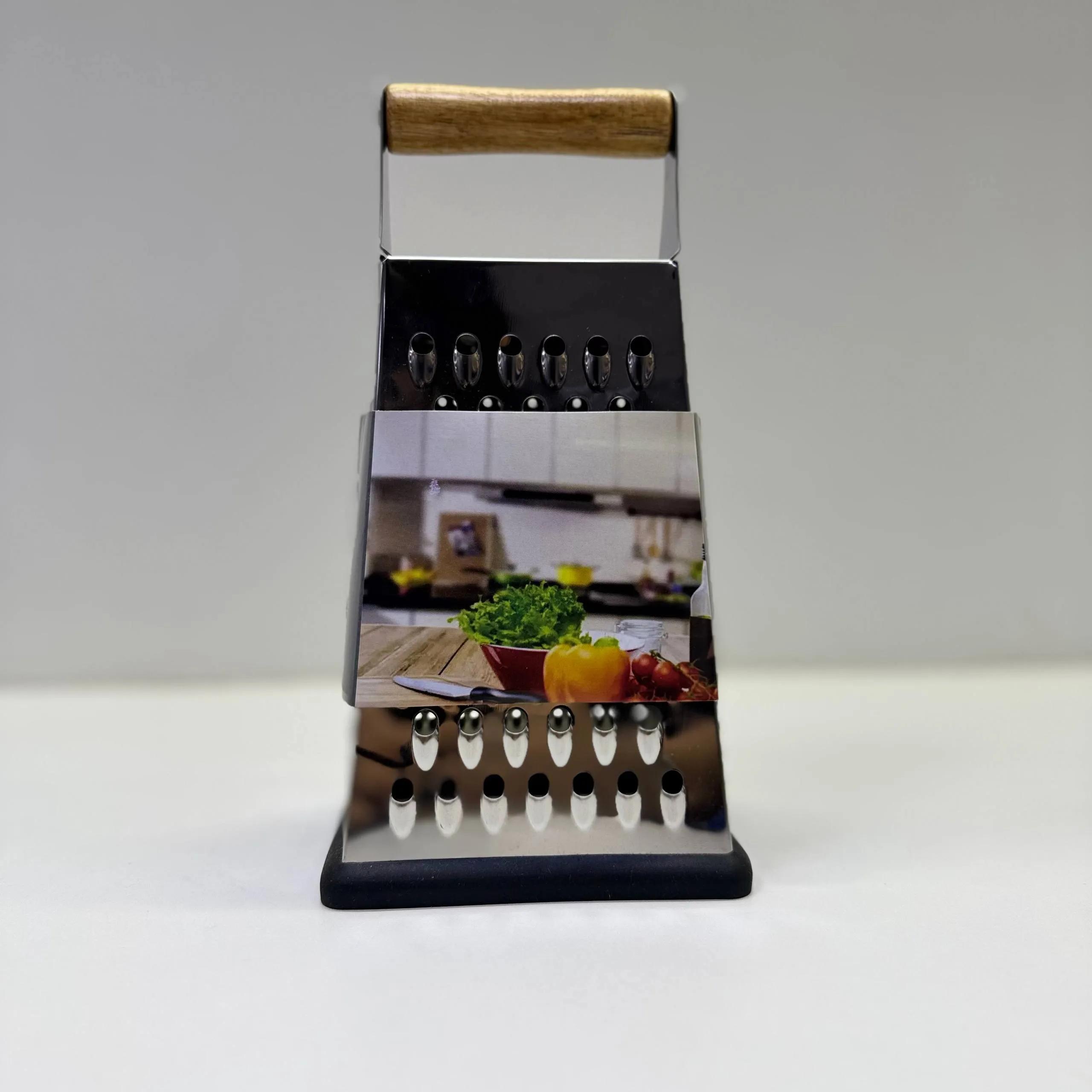 Терка металлическая с деревянной ручкой (ST-2044)