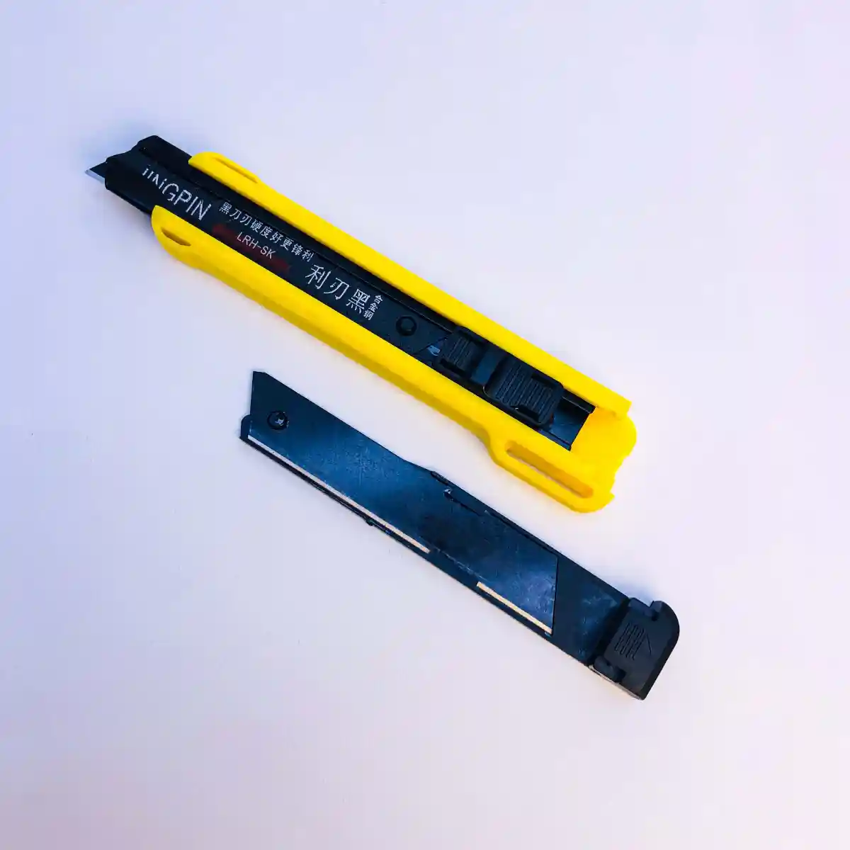 Канцелярский нож JINGPIN - 1569 - 3