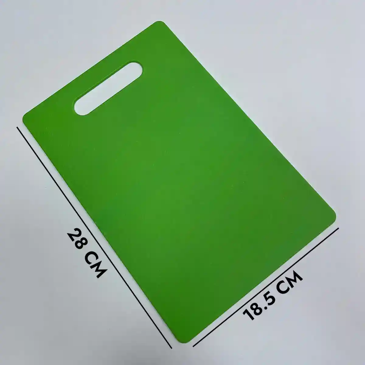 Разделочная доска пластиковая 28×18,5 см, двусторонняя, из пищевого HDPE, нескользящая, с ручкой - 2027 - 1